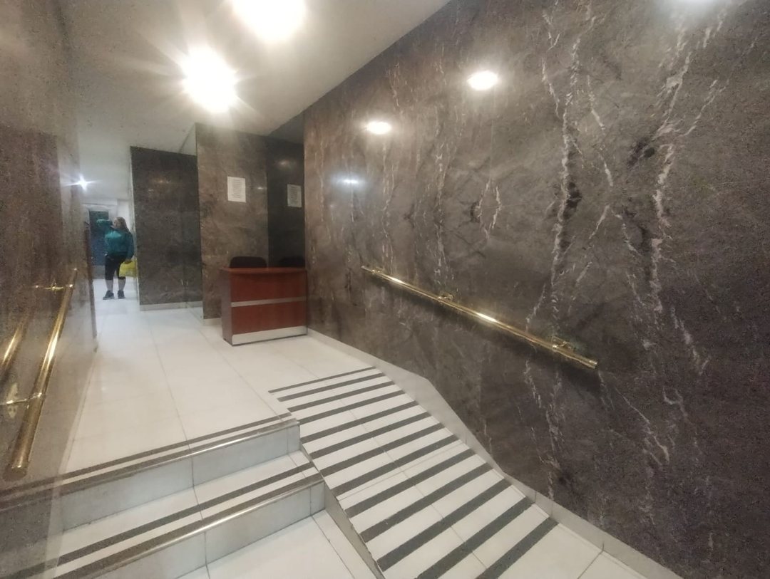 ALQUILER OFICINA EN MICROCENTRO DIFERENTES USOS