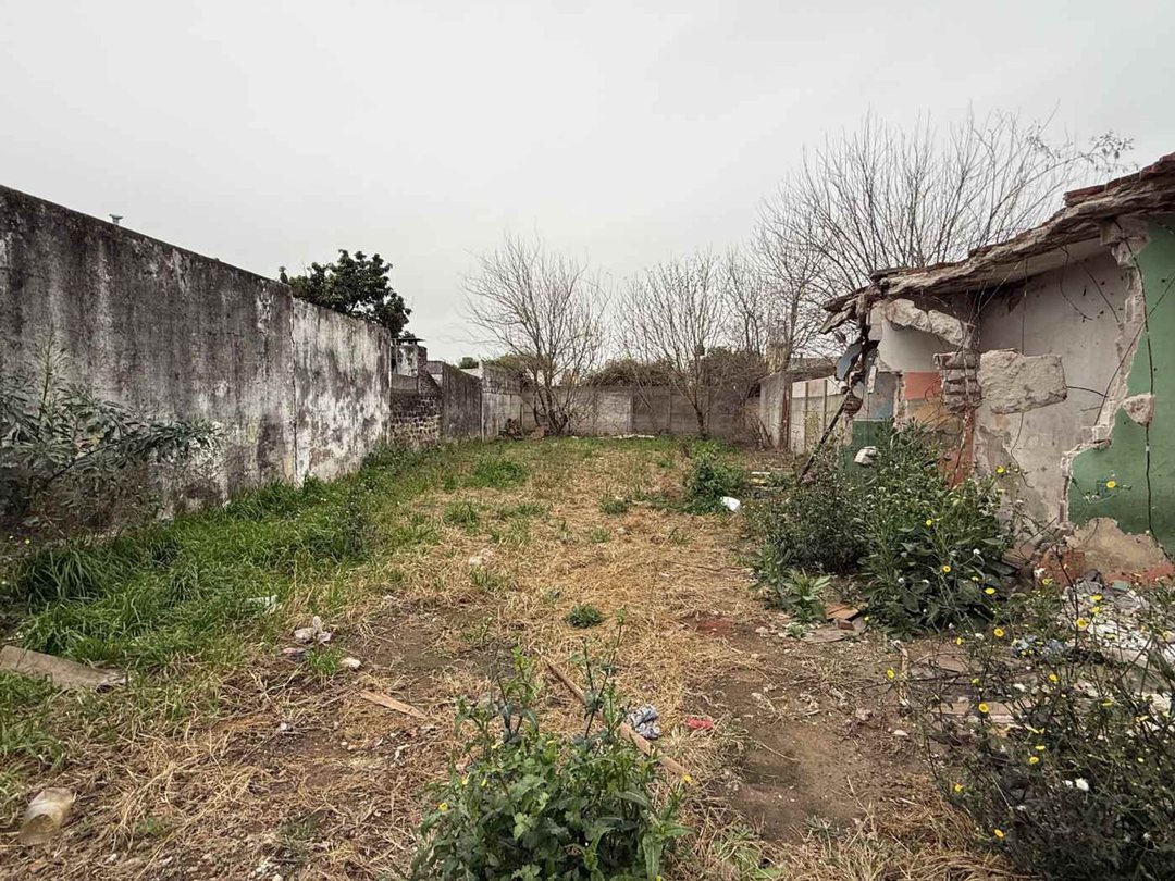 EN VENTA TERRENO 10X28 A METROS POLO JUDICIAL