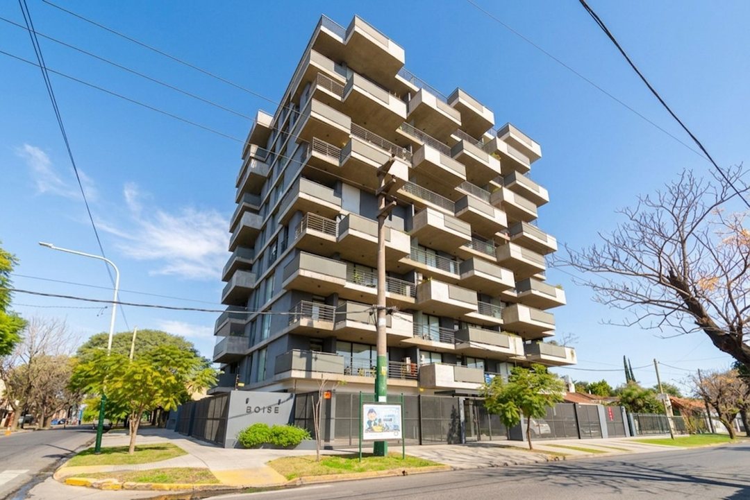 VENTA DEPARTAMENTO 3 AMB ITUZAINGO NORTE COCHERA