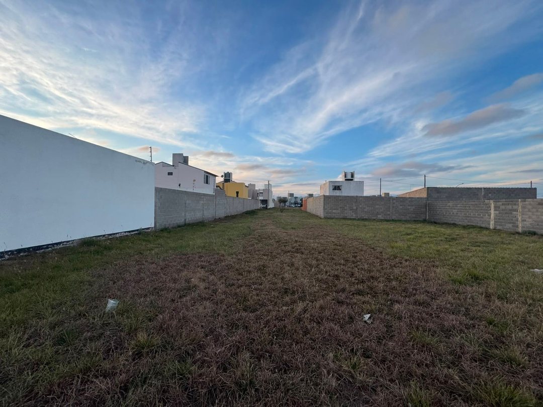 VENTA TERRENO 260 M2. B° VALLE CERCANO