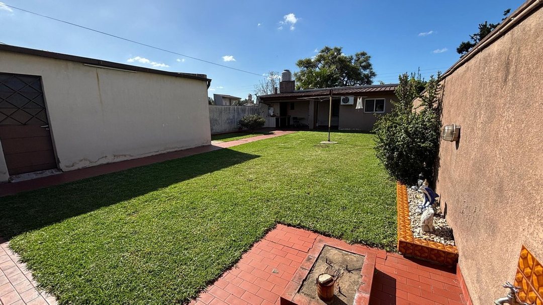 VENTA CASA 4AMB/LOCAL+ DPTO2AMB-MULTIFAMILIAR