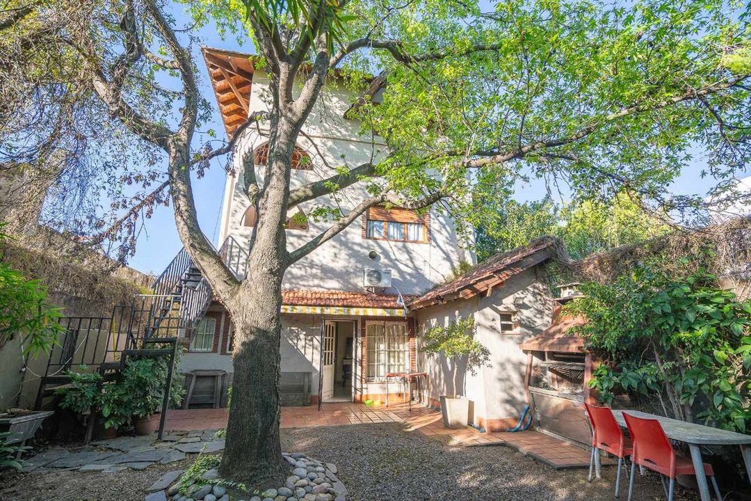 TRIPLEX EN TRES NIVELES - RAMOS MEJIA