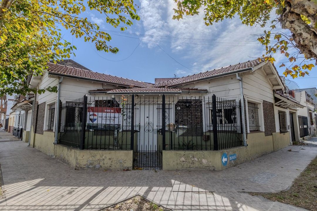 Venta Casa de 3 ambientes-Lanus Oeste