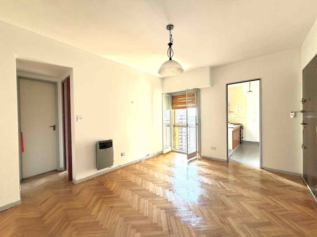 DEPARTAMENTO 2 AMB EN VENTA EN QUILMES CENTRO