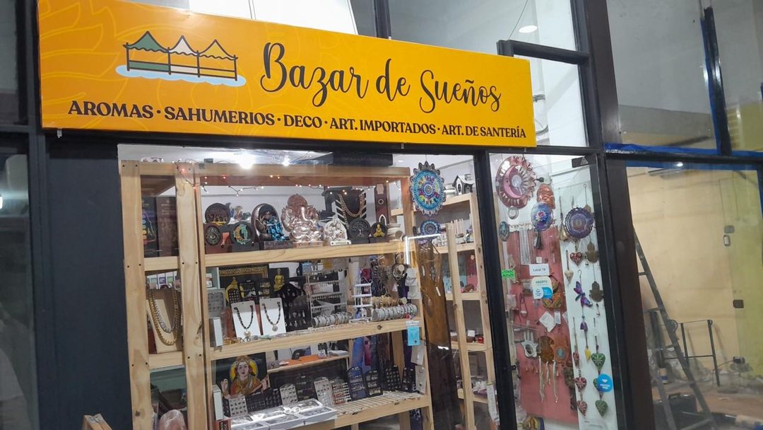 LOCAL COMERCIAL EN VENTA GALERIA LOMAS DE ZAMORA