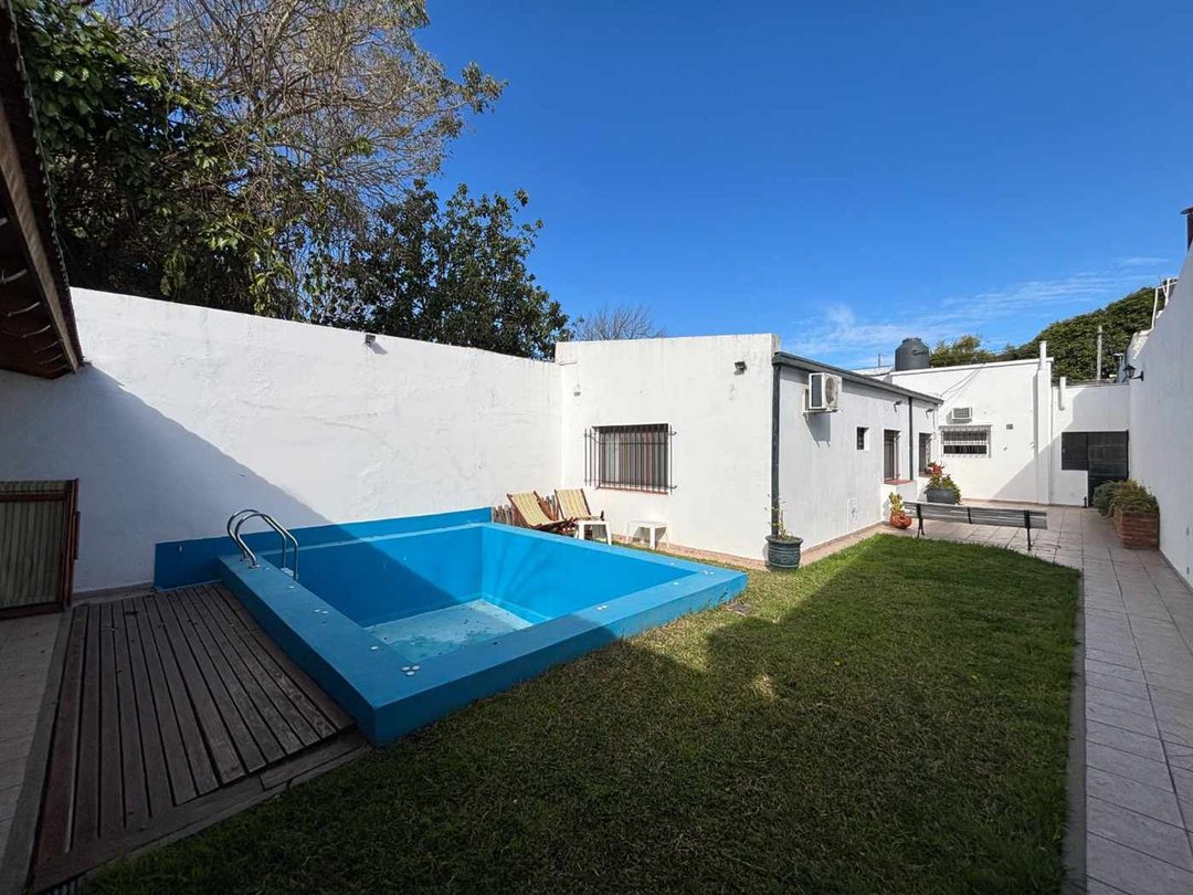 CASA 3 DORMITORIOS EN VENTA