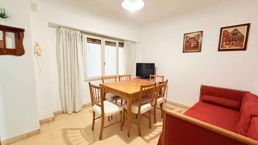 DEPARTAMENTO EN VENTA 2 AMBIENTES CON DEPENDENCIA