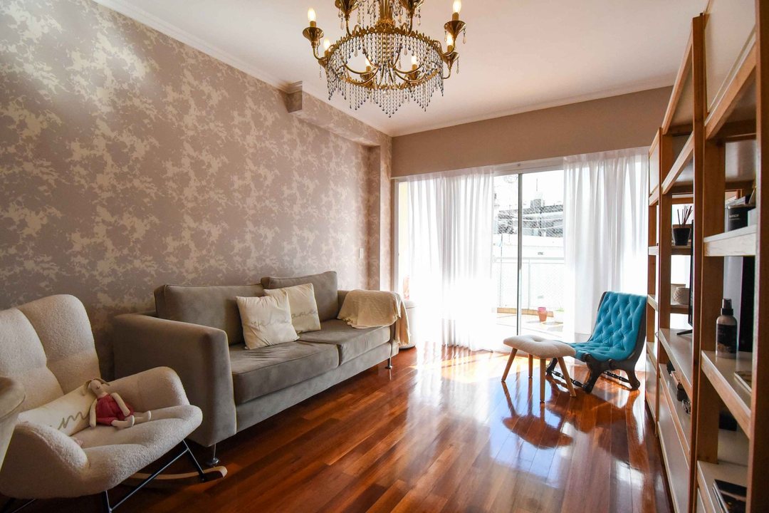 Venta depto 4 amb  Flores cochera baulera  pileta