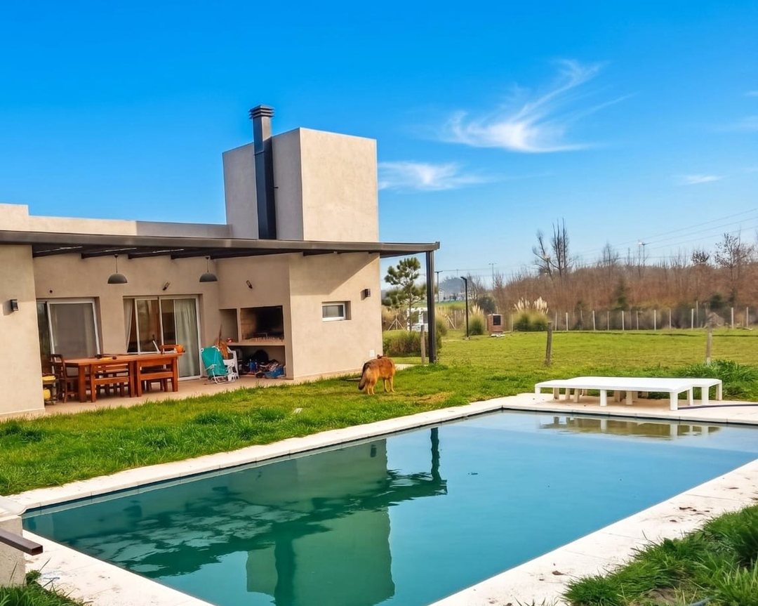Casa en Venta  en Nortes del Pilar, 4 ambientes
