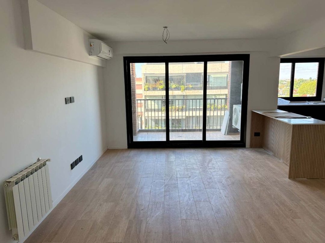 VENTA DPTO 4 AMB EN ITUZAINGO CON TERRAZA PROPIA
