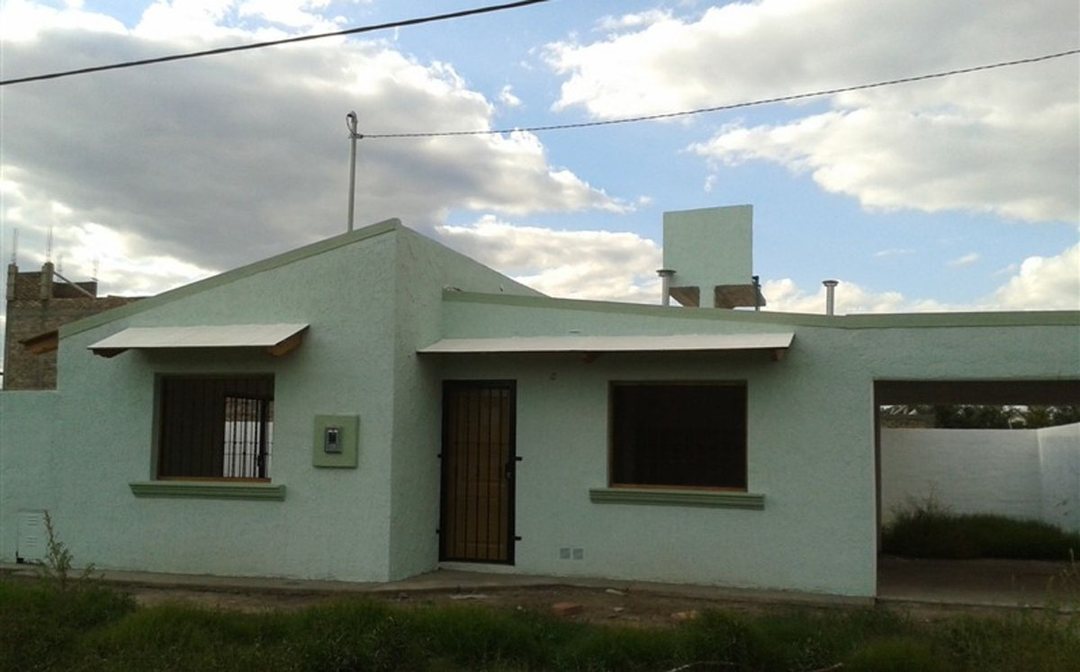 CASA EN EXCELENTE ZONA APTA CRÉDITO