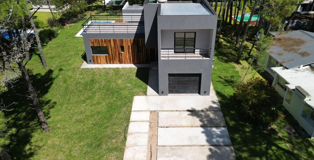 VENTA CASA A ESTRENAR PINAMAR NORTE 5 AMB PISCINA