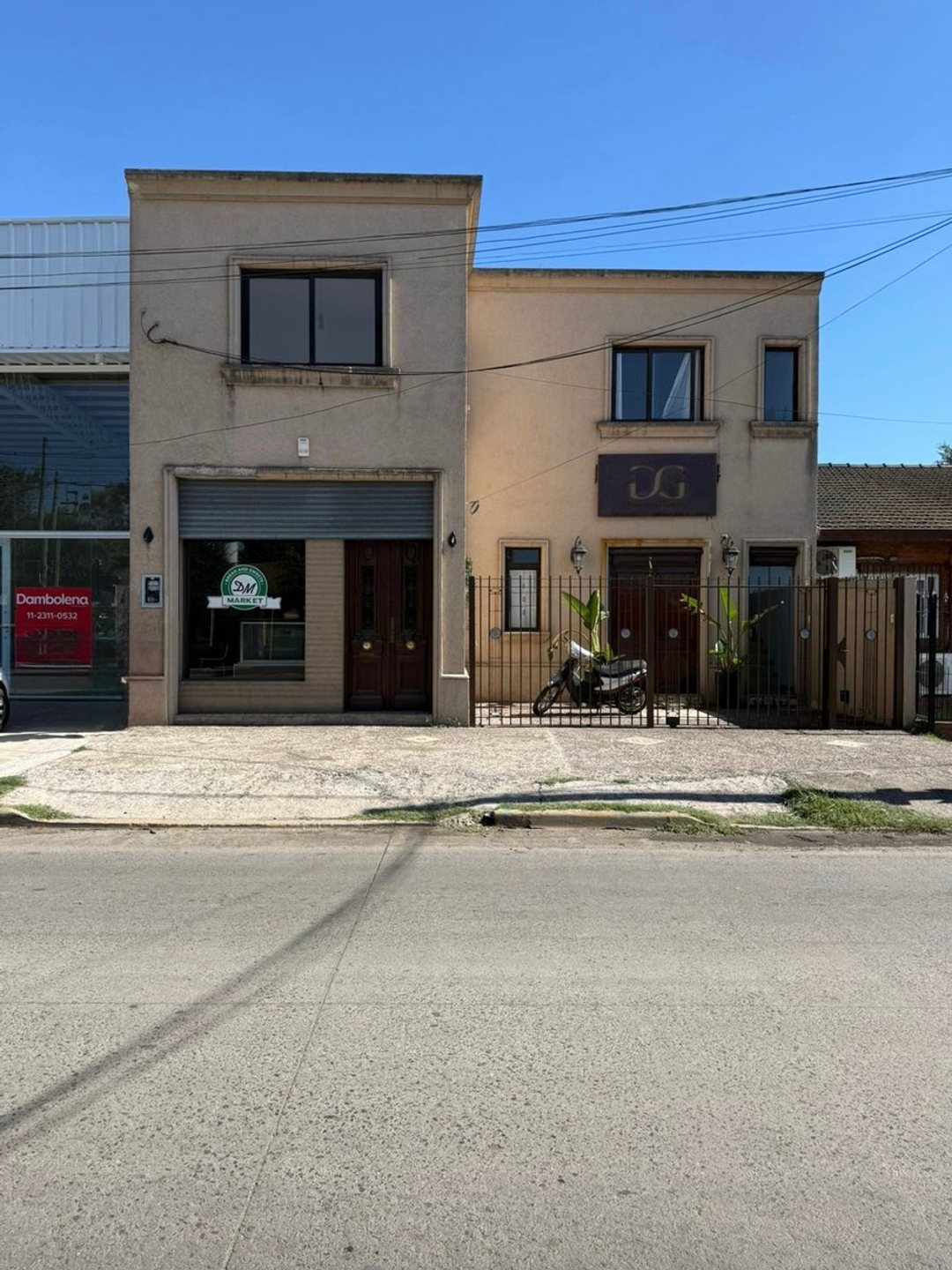 VENTA Local Comercial - A 100Mts del Acceso Oeste