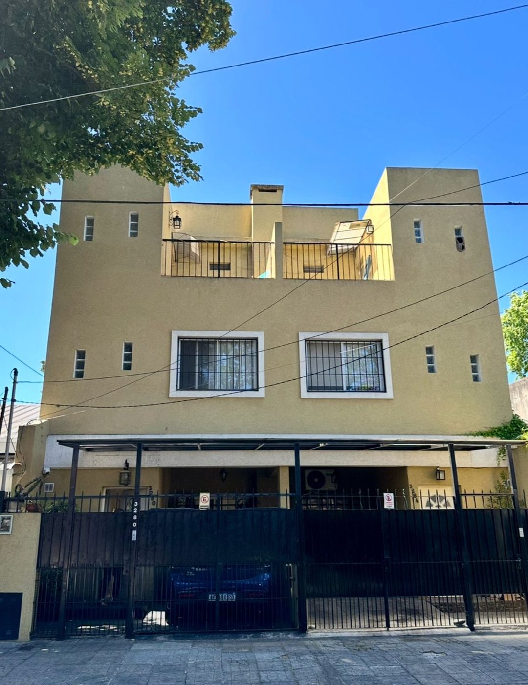 VENTA TRIPLEX 4 AMBIENTES APTO CREDITO- OLIVOS