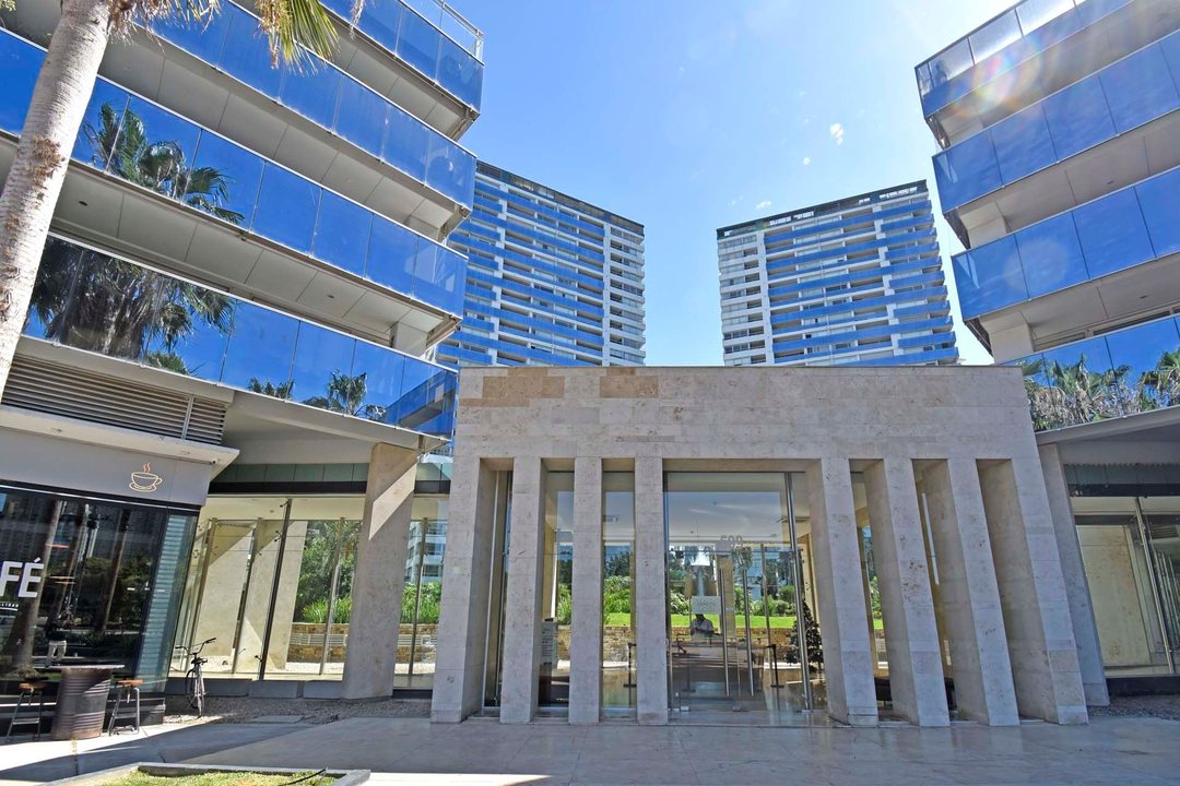 VENTA ZENCITY DPTO 4 AMB ATERRAZADO c/ PILETA