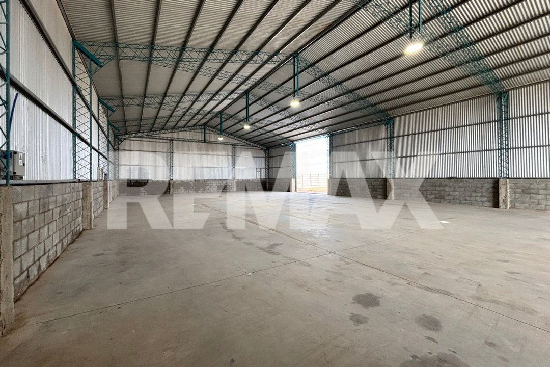 Galpón en Venta, Parque Industrial