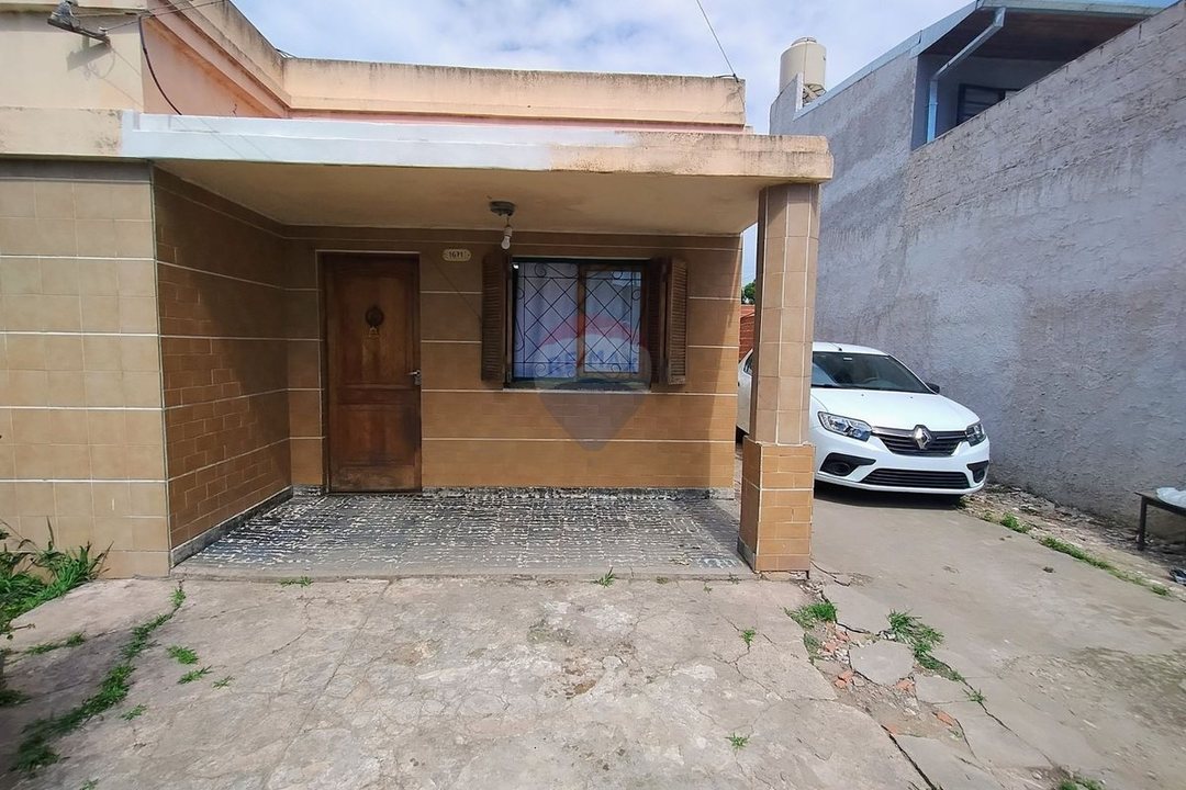 VENTA CASA EN LOTE PROPIO EN SOLANO-QUILMES