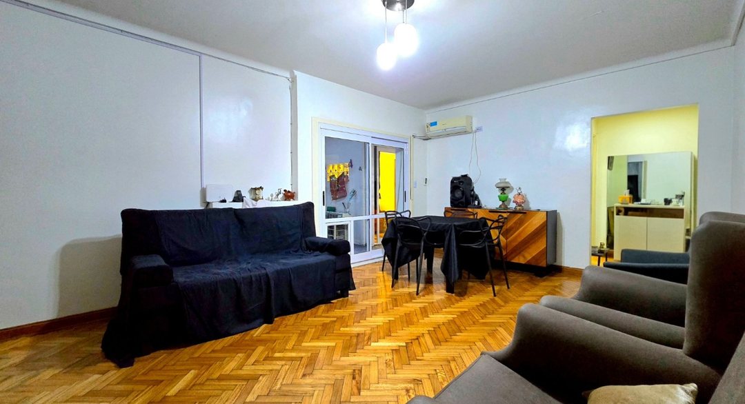 Venta DPTO 2 AMB c/escritorio y baulera Caballito