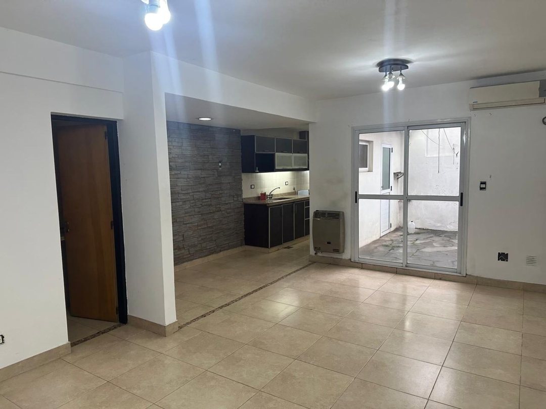 Casa Dúplex en venta, tres dormitorios, La Plata