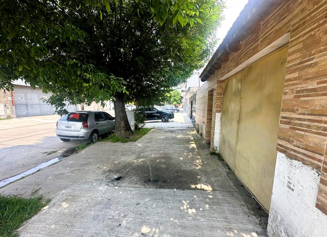 VENTA CASA 7 AMBIENTES VILLA LUGANO