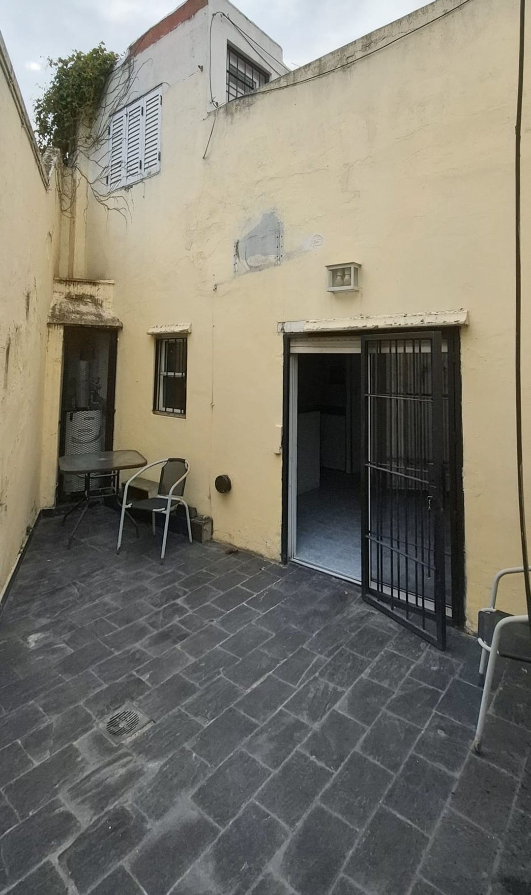 Venta Ph 4 amb. con patio y terraza Parque Chas