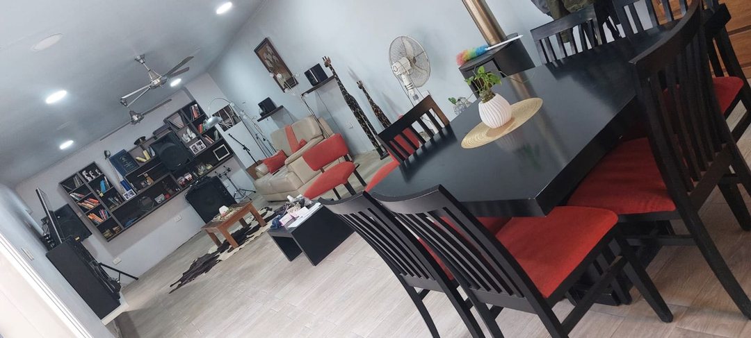 CASA EN VENTA - BARRIO HUAICO HONDO.