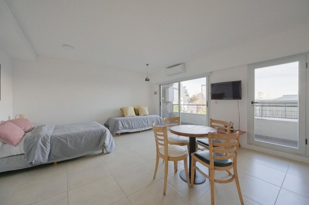 Venta Monoambiente Amplio con balcon -Chacarita