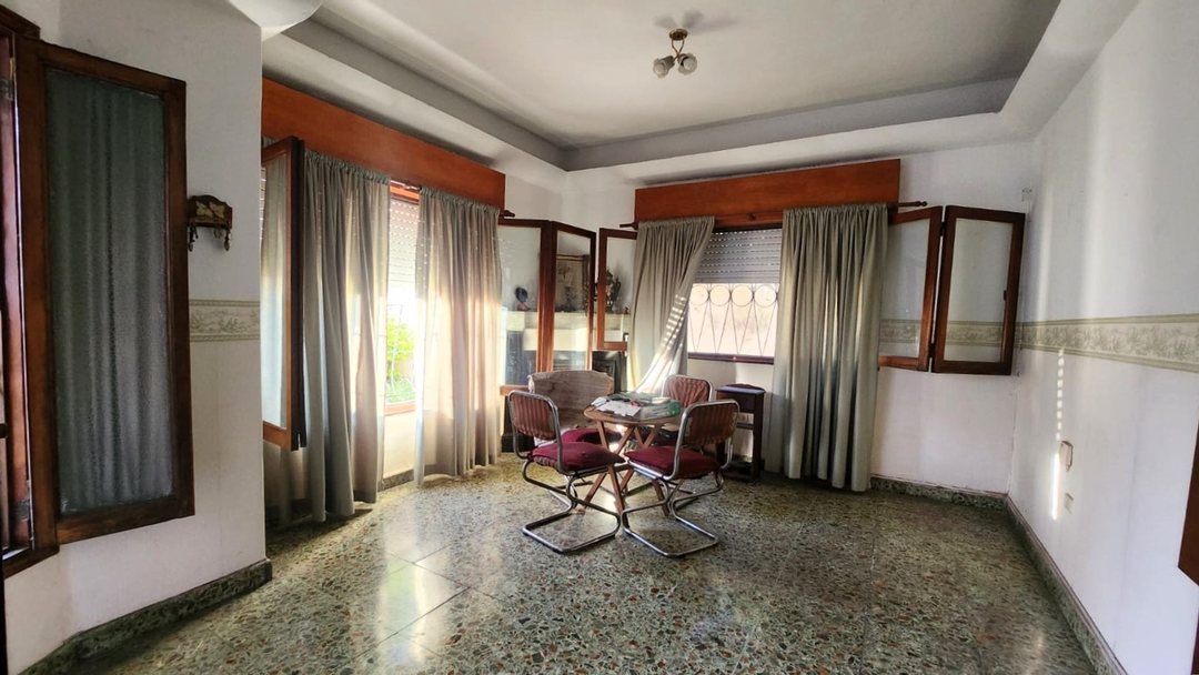 Casa 3 ambientes a la venta en José C Paz  CENTRO