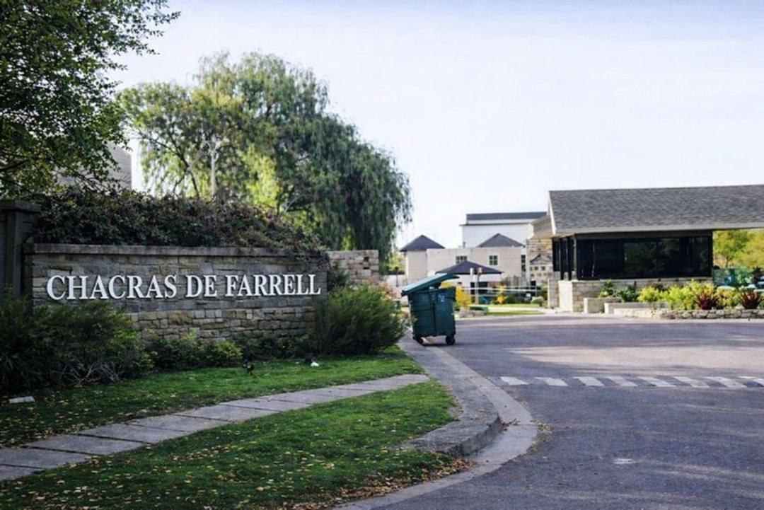 Venta Lote Prestigioso Barrio Chacras de Farrell