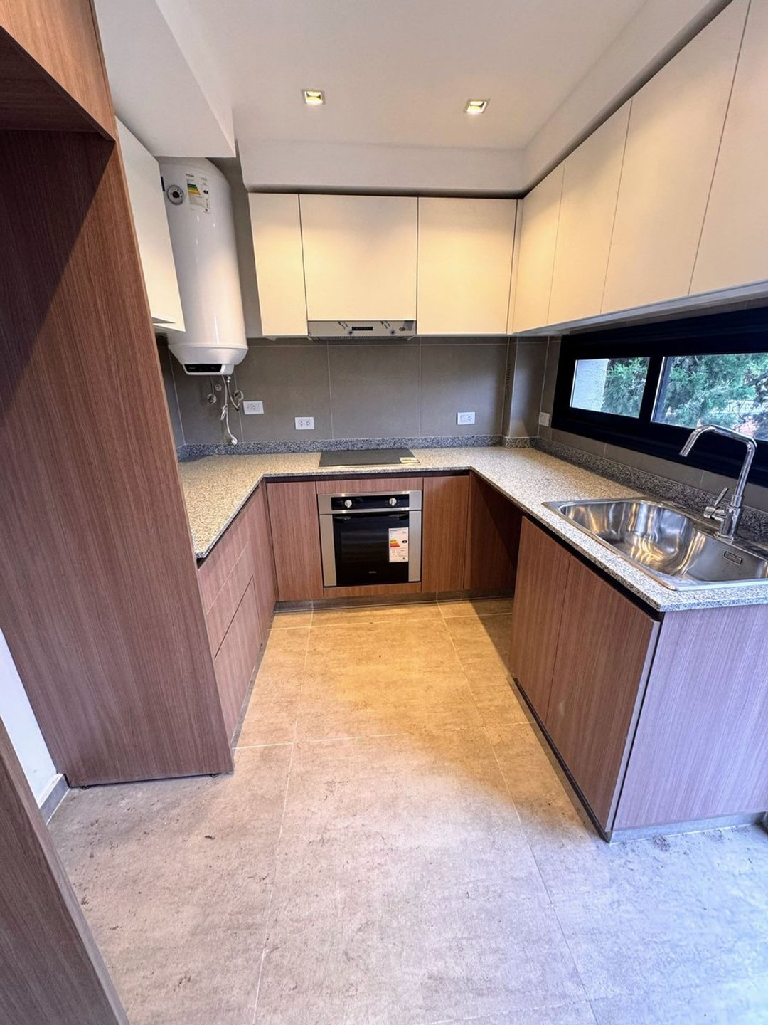 Dúplex a estrenar en Barrio Bombal - APTO CREDITO