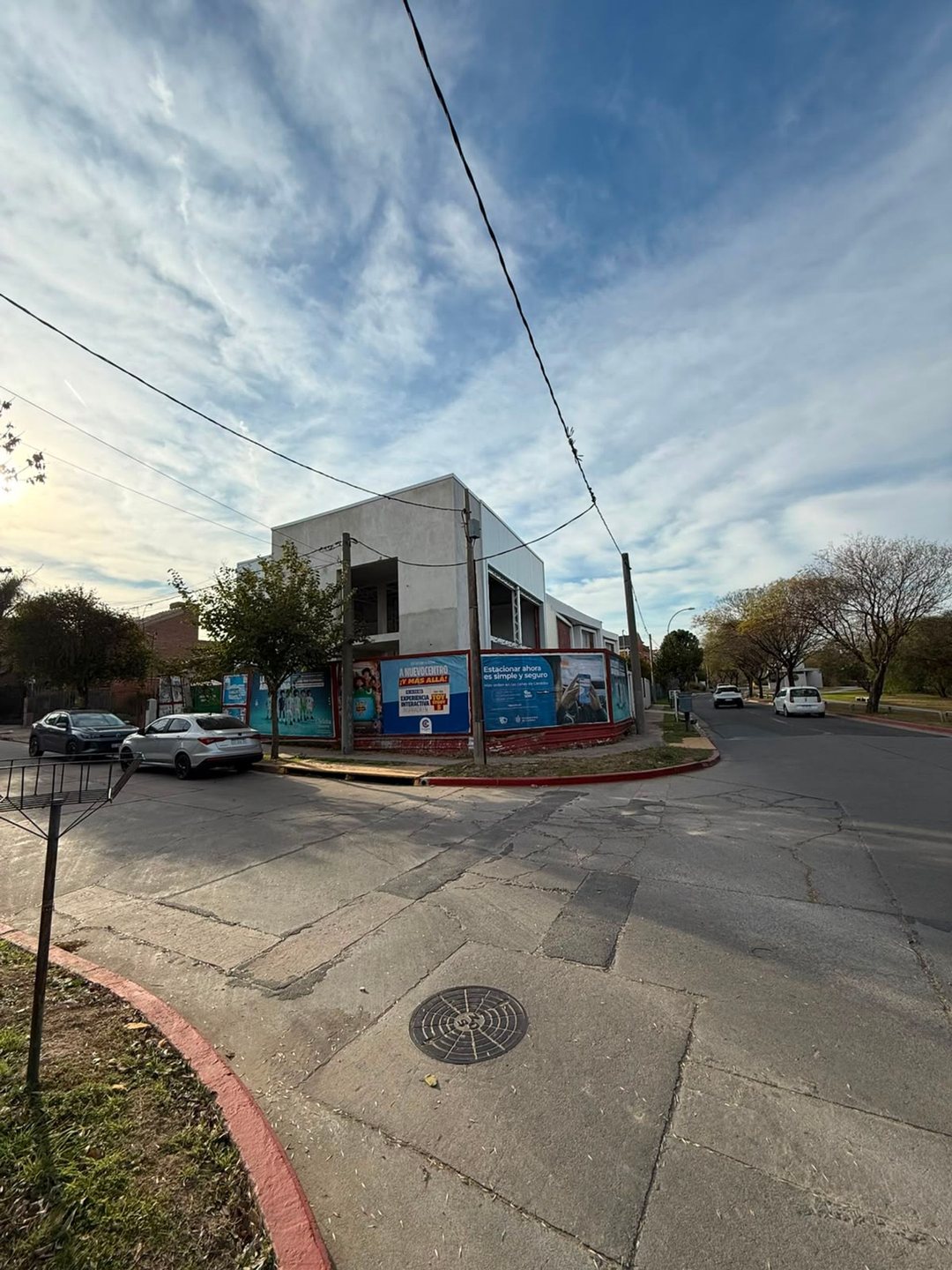 ALQUILER LOCAL COMERCIAL BARRIO URCA