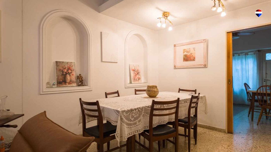 VENTA CASA 3 AMB PATIO COCHERA BERAZATEGUI