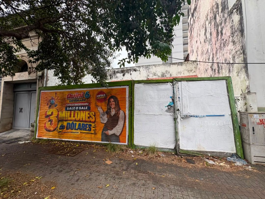 VENTA CASA A DEMOLER/ REFACCIONAR A 100 DE BV. PEL