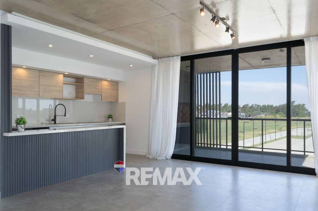 DEPARTAMENTO 3 AMBIENTES CON BALCON CANNING VENTA