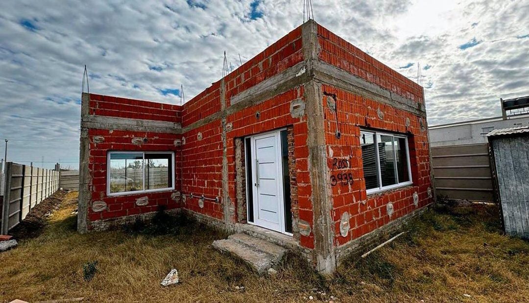 CASA EN VENTA EN CONSTRUCCIÓN SALADILLO LOTE 519M2