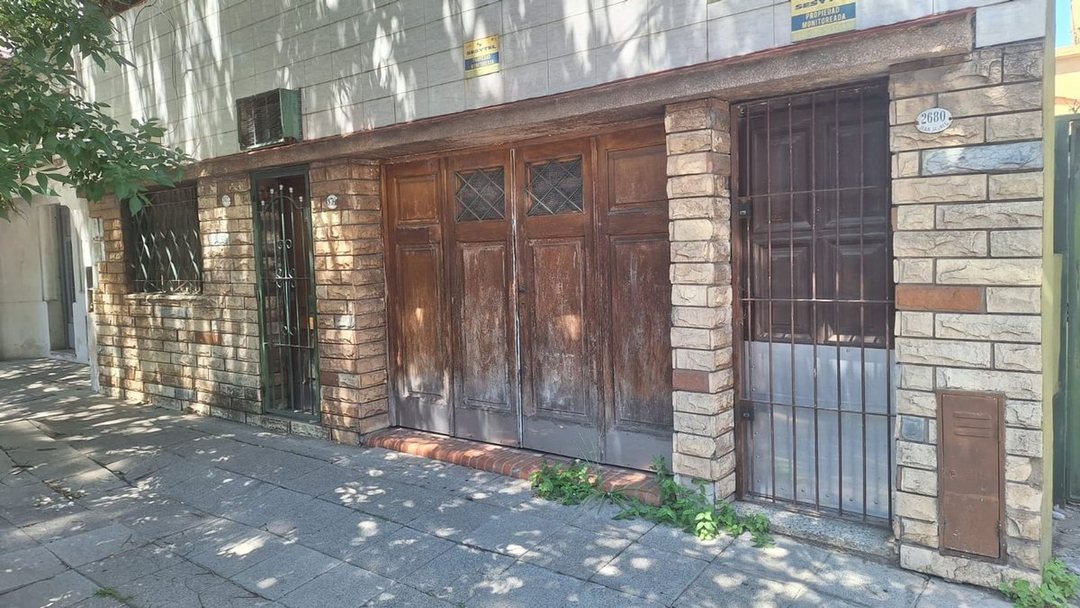 Casa multifamiliar en el centro de Valentin Alsina
