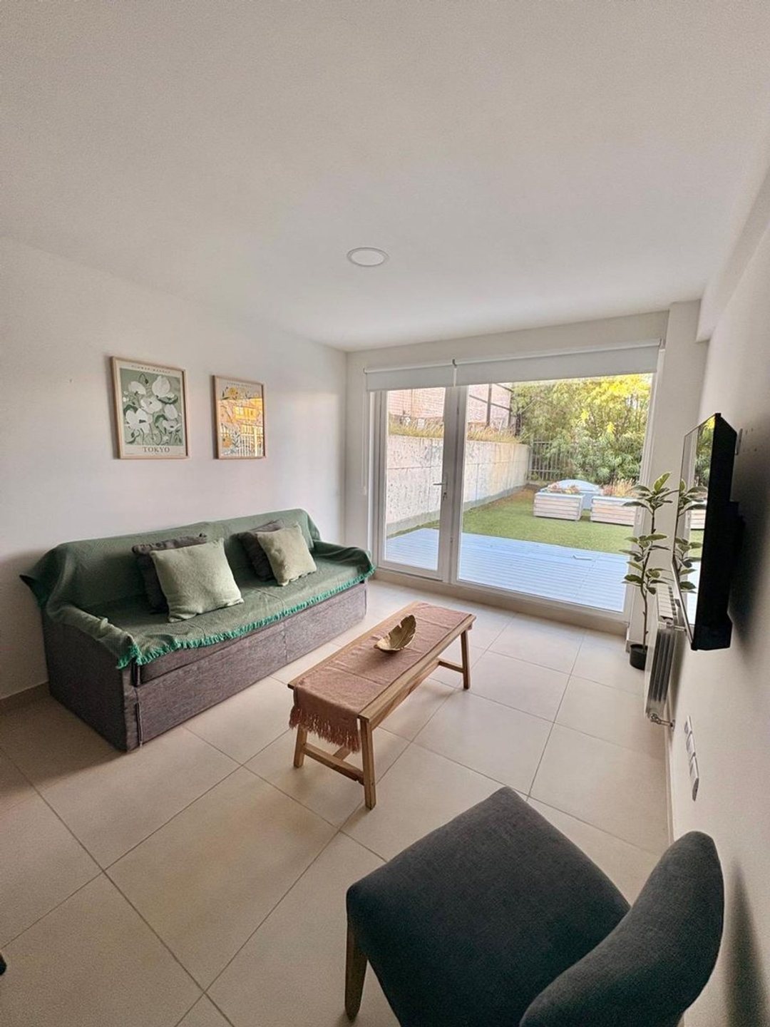 EN VENTA DEPARTAMENTO MICROCENTRO+COCHERA