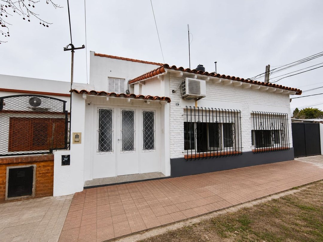 VENTA PH 2 AMB. RECICLADO REMEDIOS DE ESCALADA
