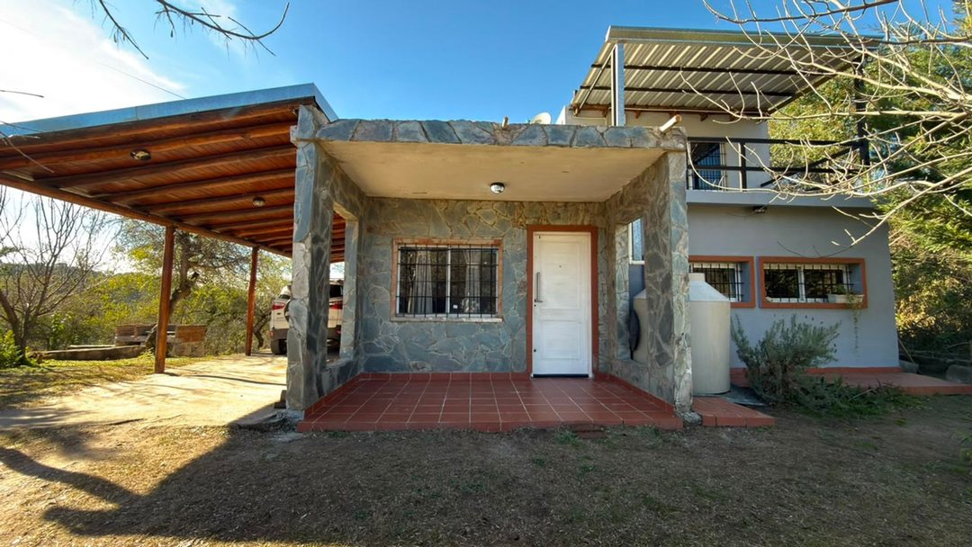 VENTA CASA 2 DORM CON  DEPTO 1 DORM RÍO CEBALLOS
