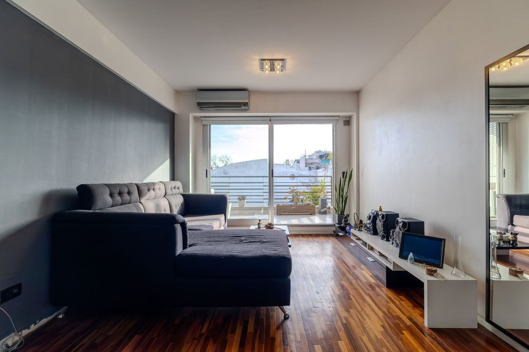 Venta departamento 2 ambientes Parque Chacabuco.