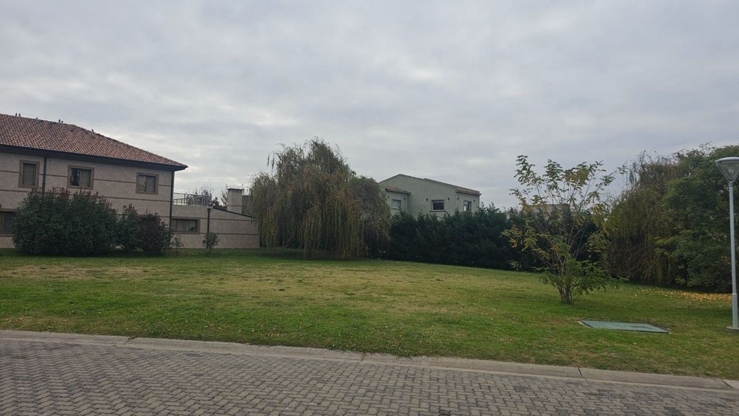 LOTE EN VENTA EN BARRIO VALDEVEZ INTERNO
