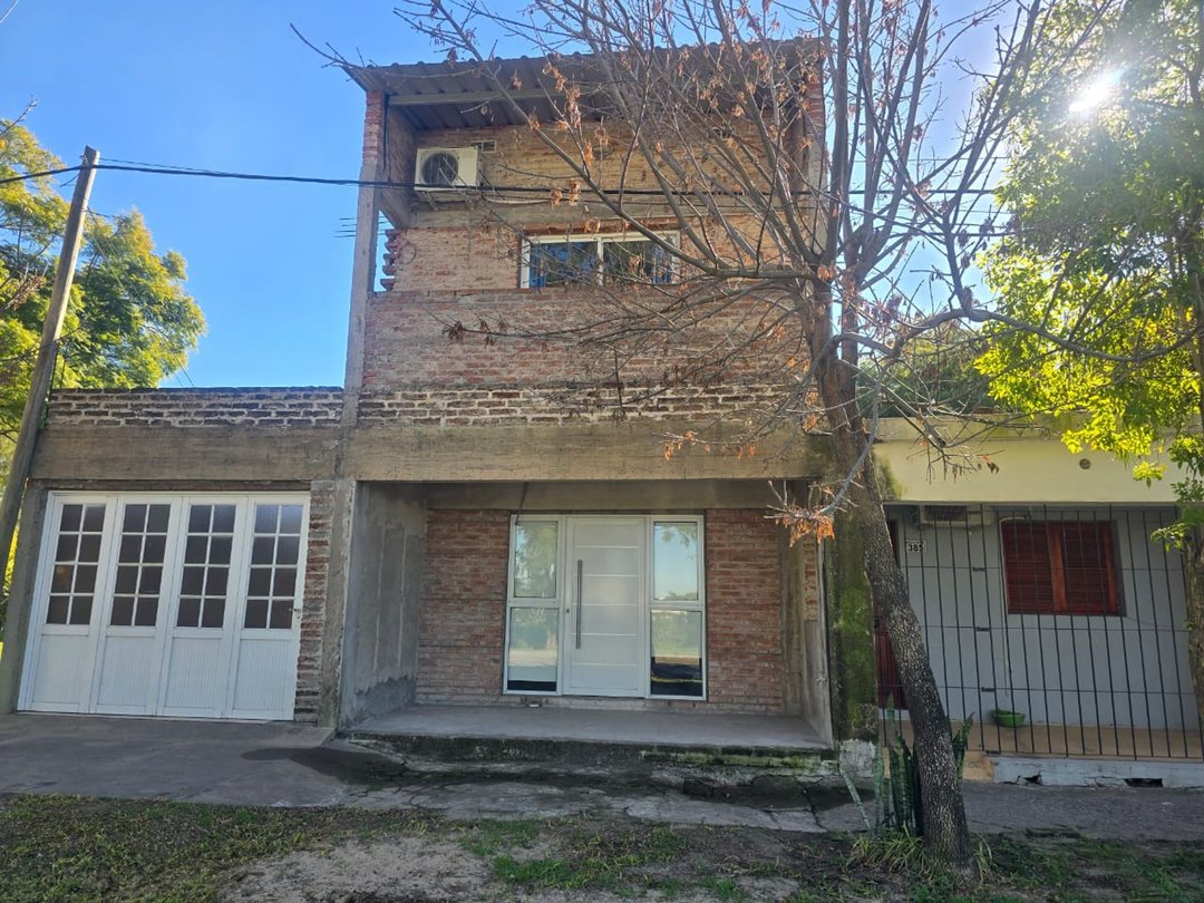 Se vende CASA en AVELLANEDA