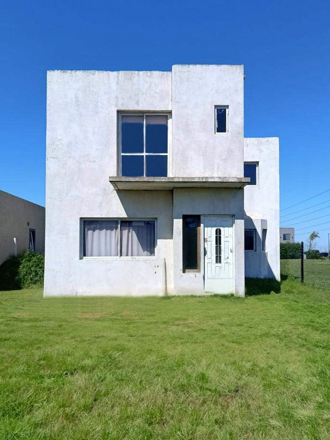 VENTA CASA 4 AMB BARRIO LAGUNA AZUL EZEIZA