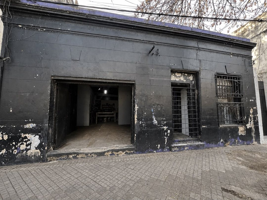 VENTA LOTE PARA CONSTRUCTORA EN ABASTO