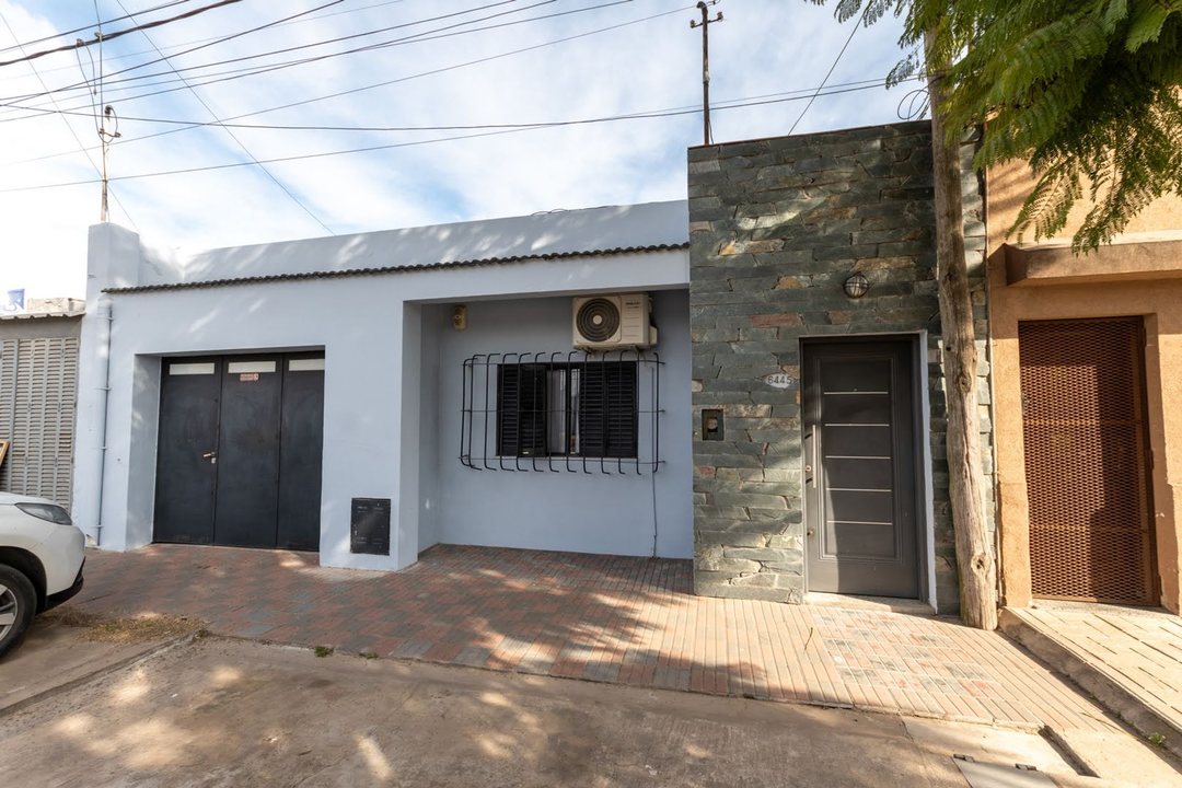 Casa familiar con quincho