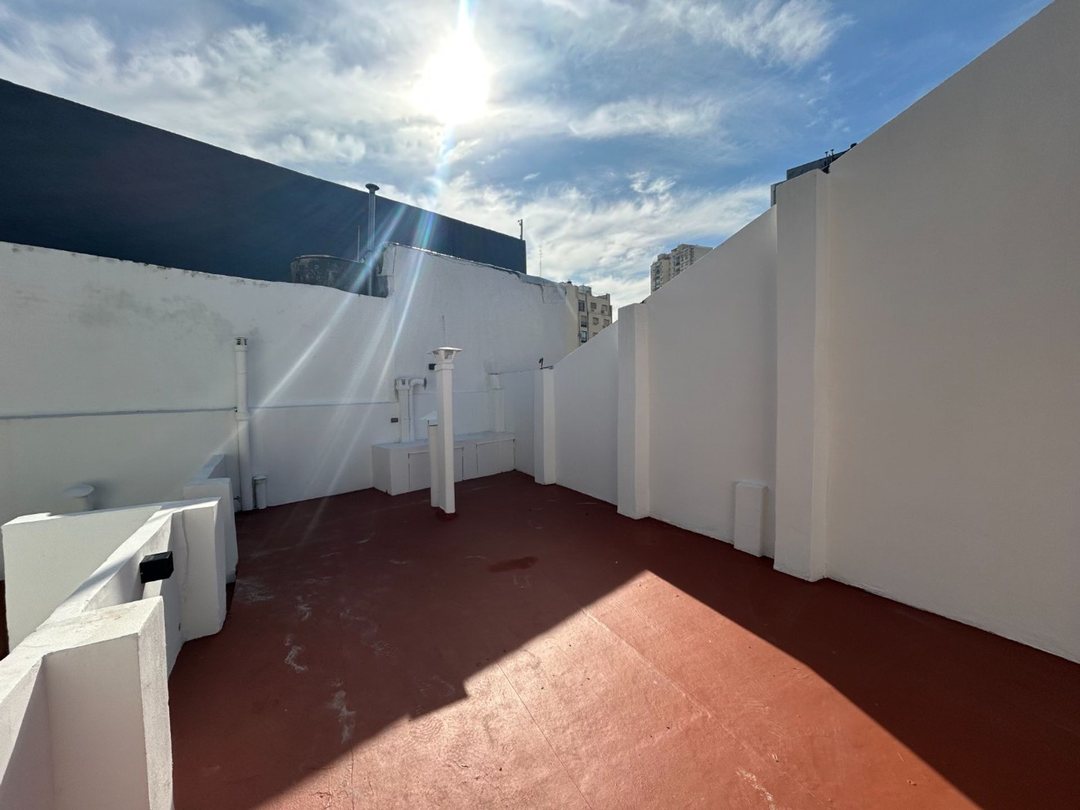 PH 4 AMBIENTE CON TERRAZA RECICLADO BARRACAS VENTA