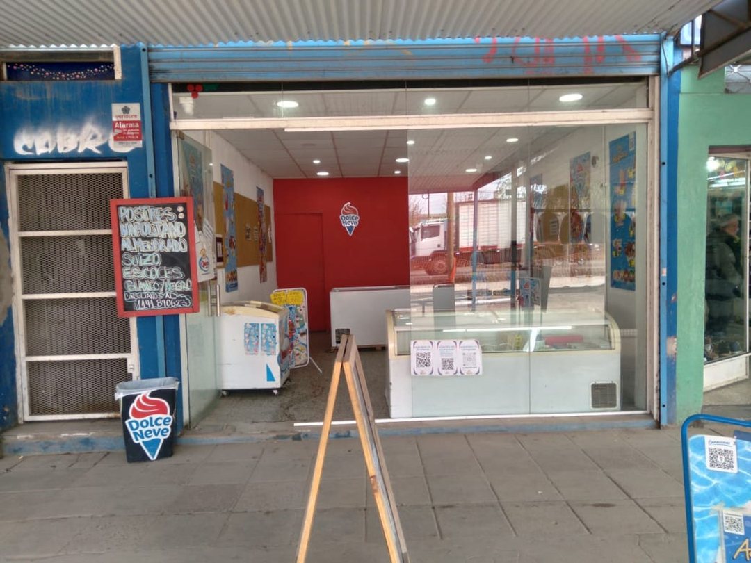 Venta Local Depósito Oficina  Maquinista Savio