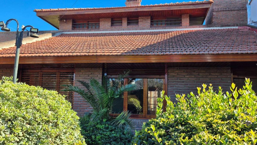 CASA EN VENTA GONNET LA PLATA