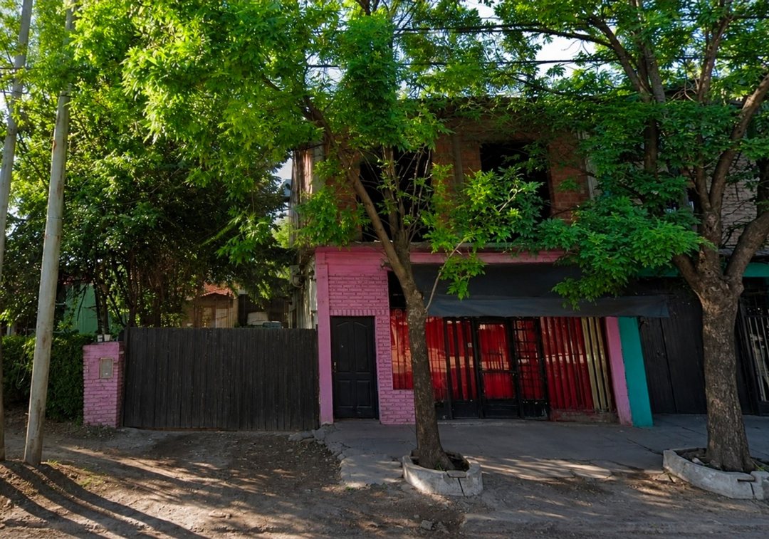 LOCAL EN VENTA CON VIVIENDA A TERMINAR EN CANNING