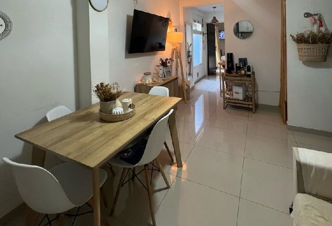 DEPARTAMENTO 2 AMBIENTES EN VENTA EN LOMAS ZAMORA